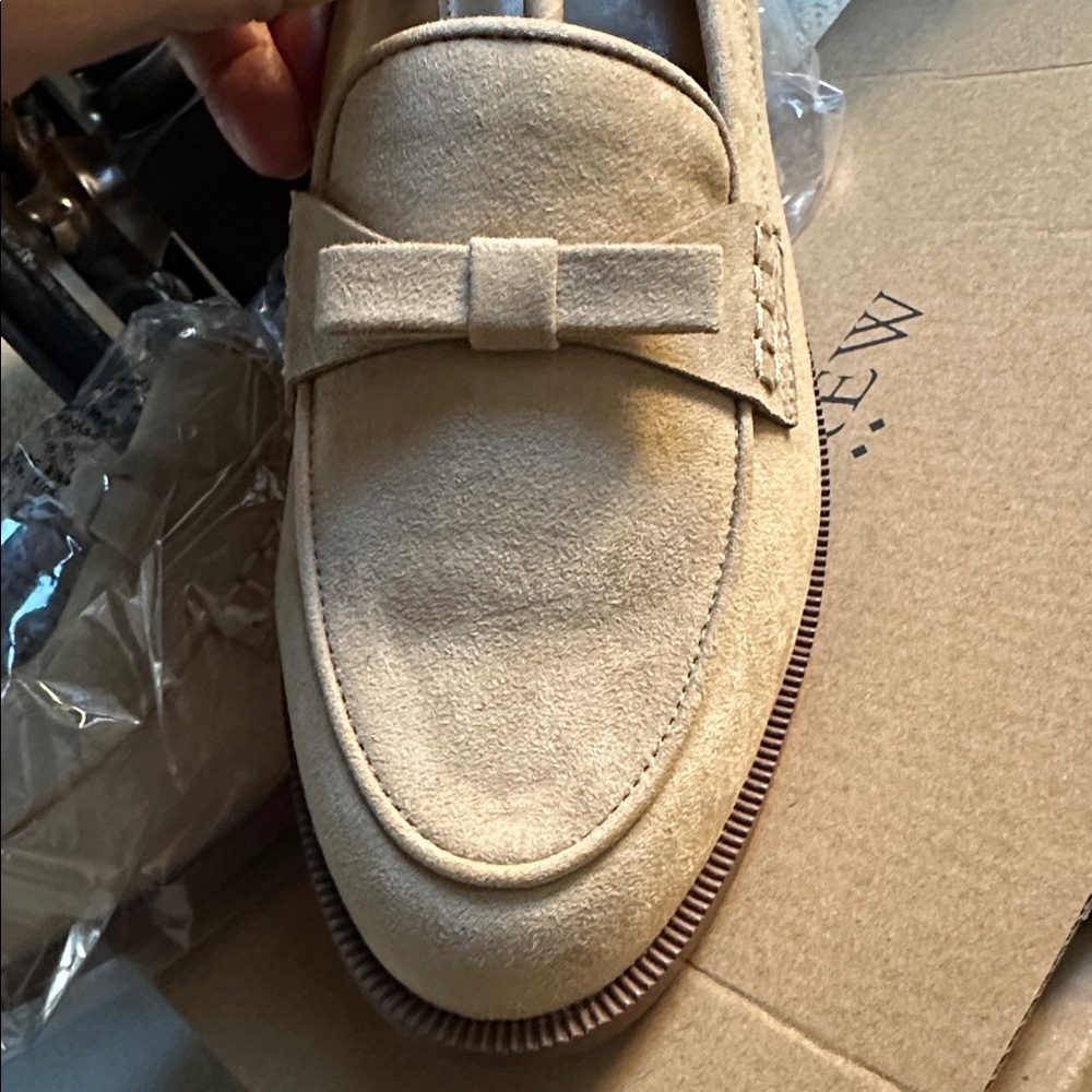NWT J Crew Women's Beige Suede Loafers - Picture 7 of 8